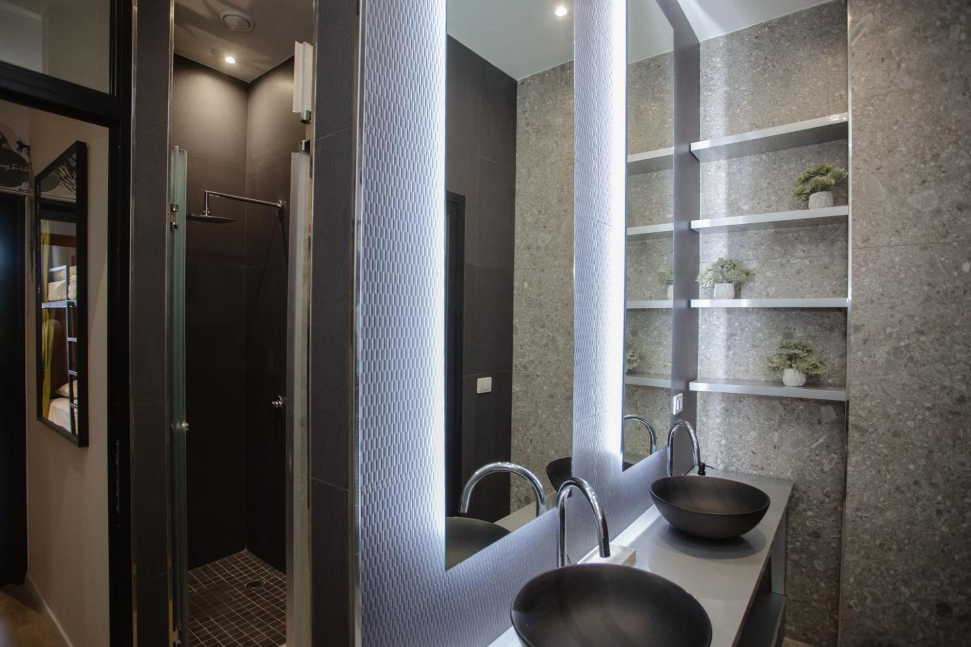 Corner Hostel Shkoder Luaran gambar