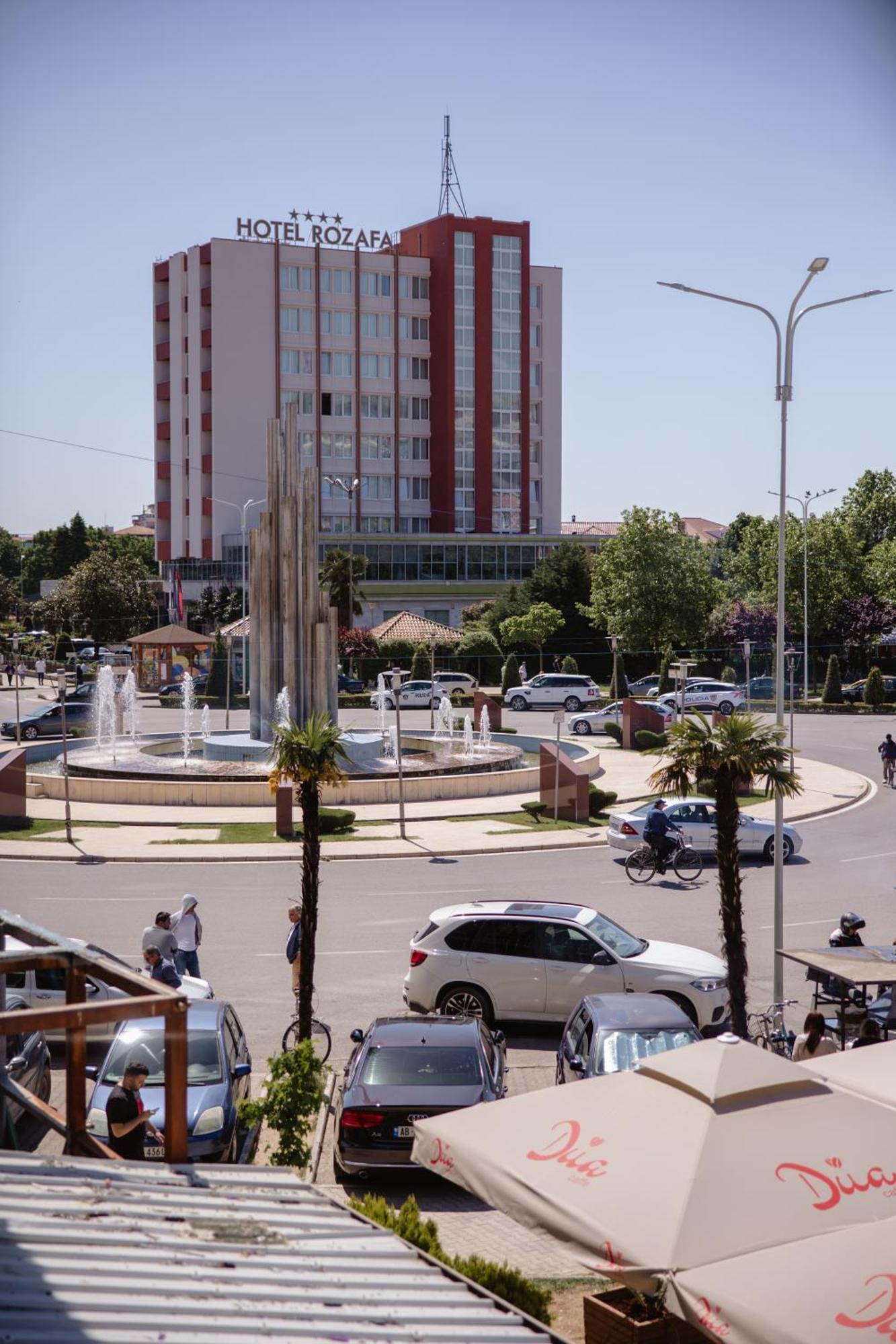 Corner Hostel Shkoder Luaran gambar